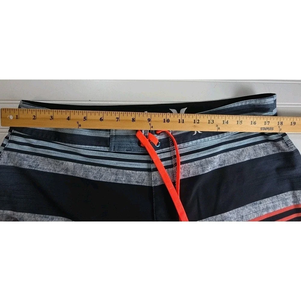HURLEY Phantom Mens Boardshorts  - MULTICOLOR STRIPED 36x9 - READ